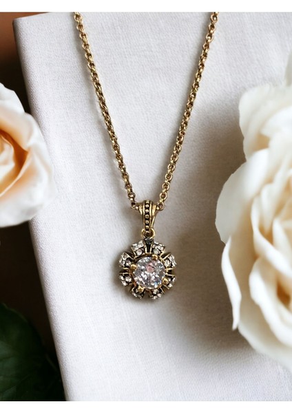 Zirkon Taşlı Elmas Montür Kolye modelleri