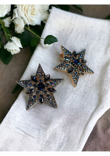 Kristal Taşlı Yıldız Küpe