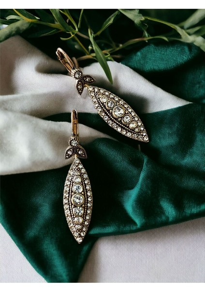 Zirkon Taşlı Elmas Montür Mekik Küpe fırsatları