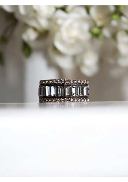 Elmas Montür Zirkon Taşlı Yüzük