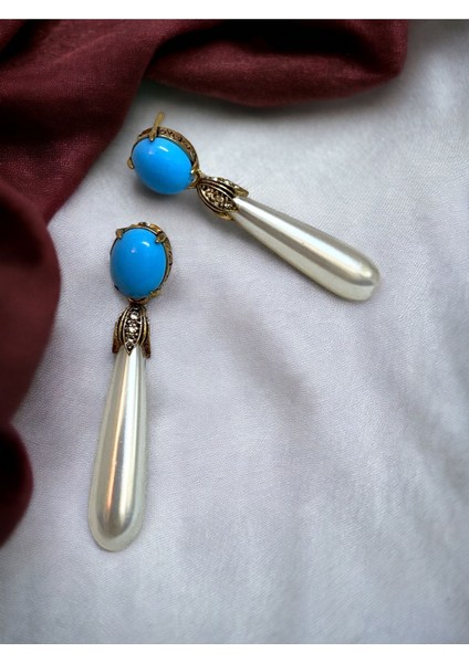 Yaprak Figürlü Su Damlası İnci Küpe