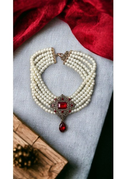 Baget ve Su Damlası Taşlı Inci Choker Kolye modelleri