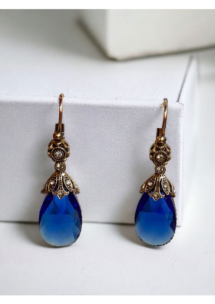 Kristal Taşlı Büyük Kedi Gözü Küpe fiyatları