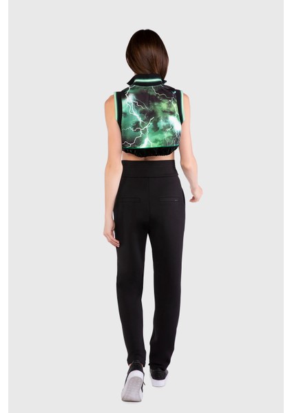 Nakışlı Triko Yakalı Teknik Kumaş Detaylı Yeşil Crop Top modelleri