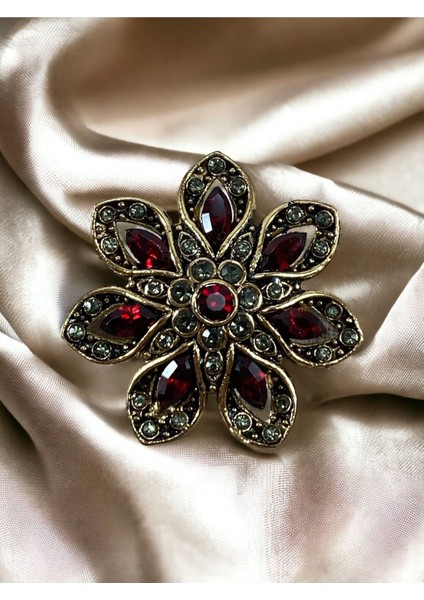 Elmas Montür Çiçek Desenli Yüzük fırsatları