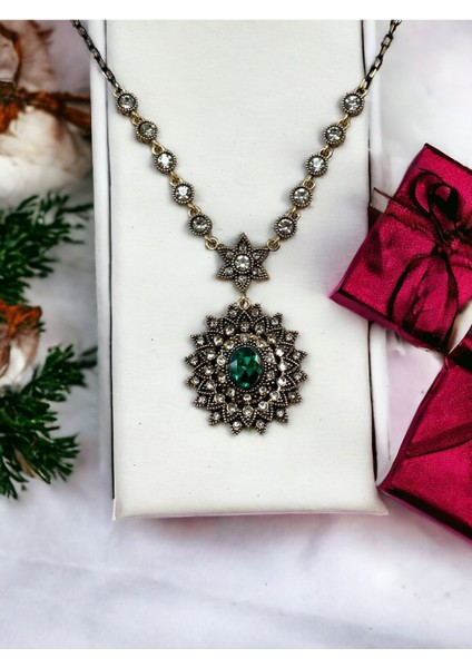 Zirkon Taşlı Gerdanlık Kolye