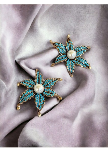 Zambak Çiçeği Figür Küpe