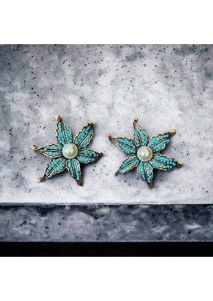 Zambak Çiçeği Figür Küpe fiyatları