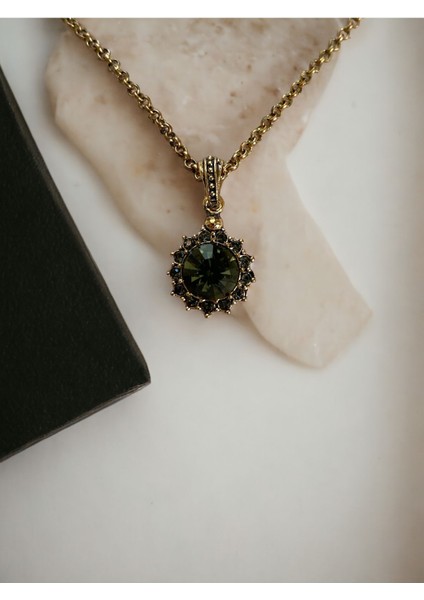 Kristal Taşlı Güneş Figür Kolye