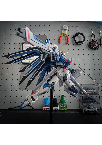 Gundam Hg Puzzle Model Yenidoğan Güçlü Saldırı Özgürlük Unicorn Model Oyuncaklar 15-25CM (Yurt Dışından)