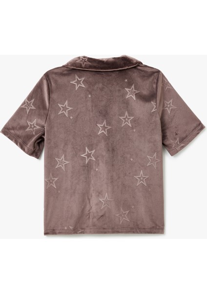 Gömlek Yaka Yıldız Desenli Kısa Kollu Kadife Pijama Üstü fırsatları