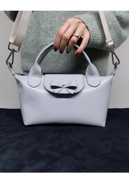 Gerçek Deri Mini Crossbody Çanta – Şık ve Tatlı Omuz Çantası