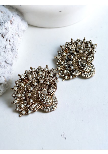 Tavuskuşu Figür İnci Küpe fiyatları