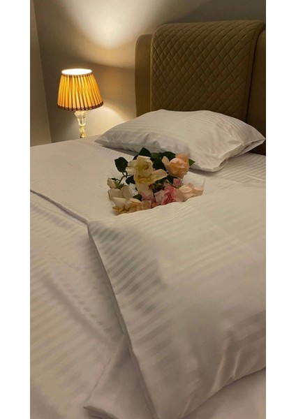 Otel Tipi 10 Adet Tek Çarşaf, Çift Kişilik 83 Tel Çizgili Saten Pamuk 240 x 280 fiyatları
