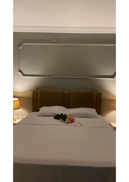 Otel Tipi 10 Adet Tek Çarşaf, Çift Kişilik 83 Tel Çizgili Saten Pamuk 240 x 280 fırsatları