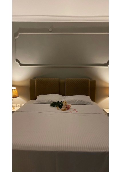 Otel Tipi 10 Adet Nevresim Takımı, Çift Kişilik Çizgili Saten – %100 Pamuk 200X220