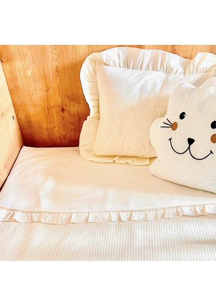 Bebek %100 Pamuk Çift Taraflı Pike ve Poplin Fırfırlı Dantelli Nevresim Takımı _Pike Hasır/Poplin Düz desen_100*150
