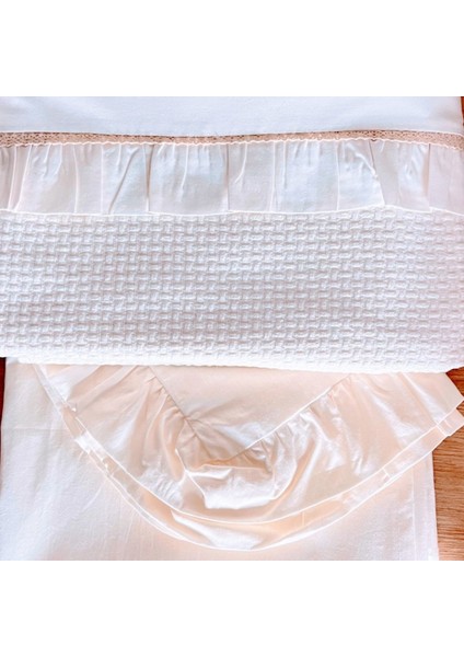 Bebek %100 Pamuk Çift Taraflı Pike ve Poplin Fırfırlı Dantelli Nevresim Takımı _Pike Hasır/Poplin Düz desen_100*150
