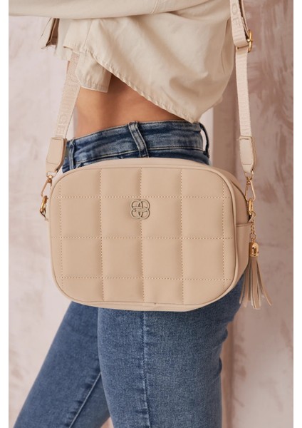 Kadın Krem Kalın Askılı Kapitone Omuz Çantası fiyatları