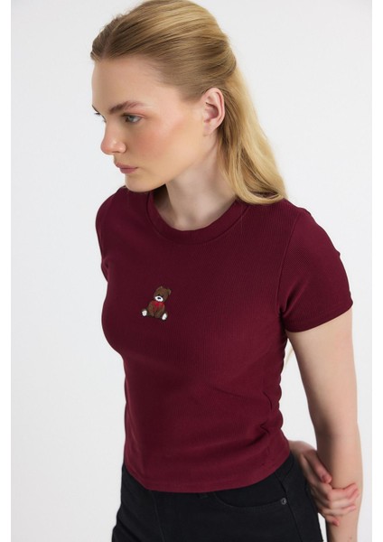 2199 Ayıcık Nakışlı Kısa Kol Bluz Bordo