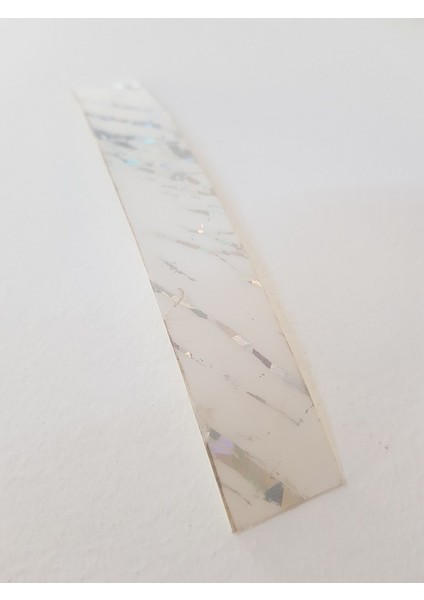Kenar Bandı Pvc Tutkalsız 1 mm * 20 mm 10 mt Parlak Beyaz Mermer