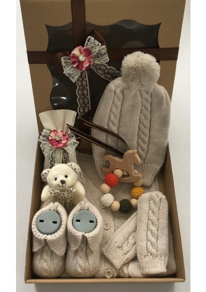 Hoşgeldin Bebek, Unısex Yenidoğan Bebek, Bere-Patik-Yelek Hediye Seti