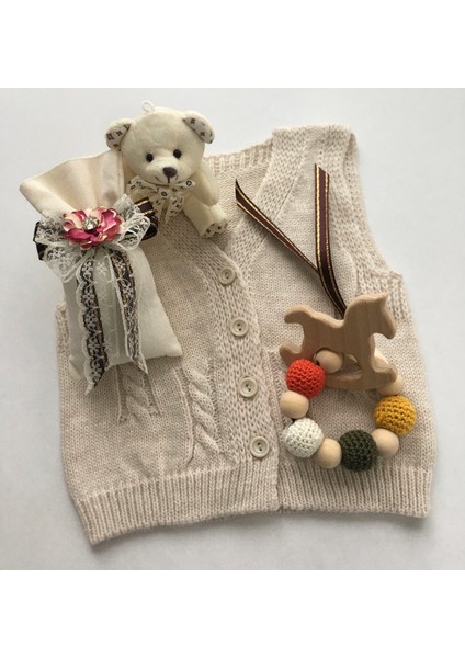 Hoşgeldin Bebek, Unısex Yenidoğan Bebek, Bere-Patik-Yelek Hediye Seti fırsatları