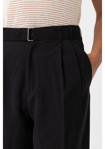 Siyah Modal Kumaş Relax Fit Kemerli Erkek Pantolon fırsatları