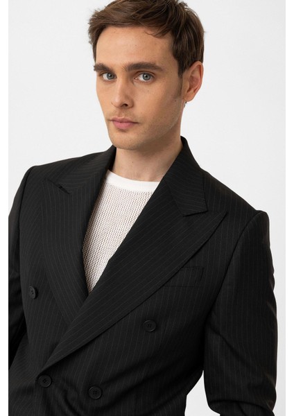 Siyah Kruvaze Kapama Italyan Kesim Yün Karışımlı Çizgili Erkek Teknik Takım indirimleri
