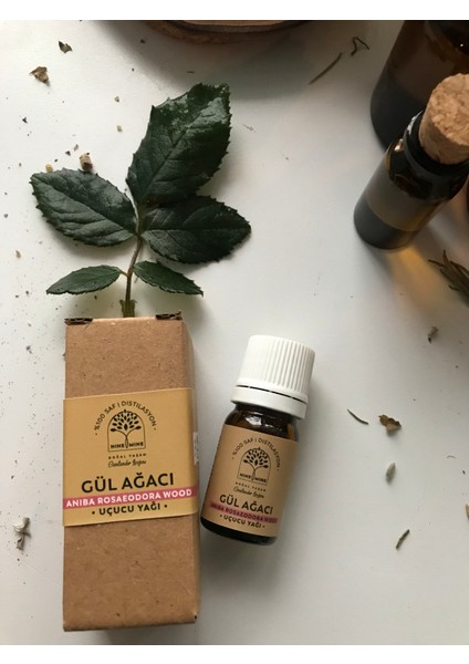 Nine and mi e Doğal Yaşam %100 Saf ve Doğal Gül Ağacı (Aniba Rosaeodora Wood) Uçucu Yağı (5 Ml)