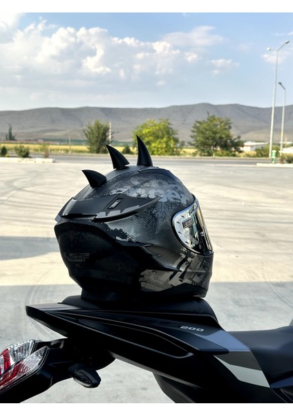 Motor & Motosiklet Kask Dış Aksesuar Üçlü Boynuz Set fırsatları