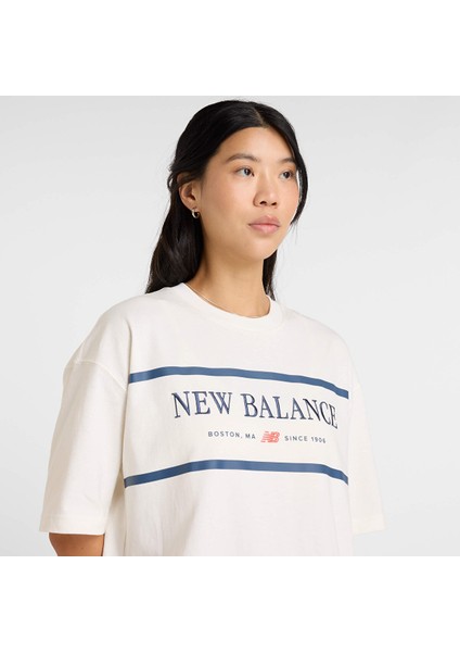 New Balance WT51910 Beyaz Kadın Tişört