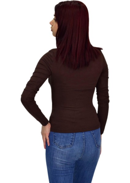 Kadın Düz Renk Vücuda Oturan Uzun Kollu Sweatshirt BGL-ST04296