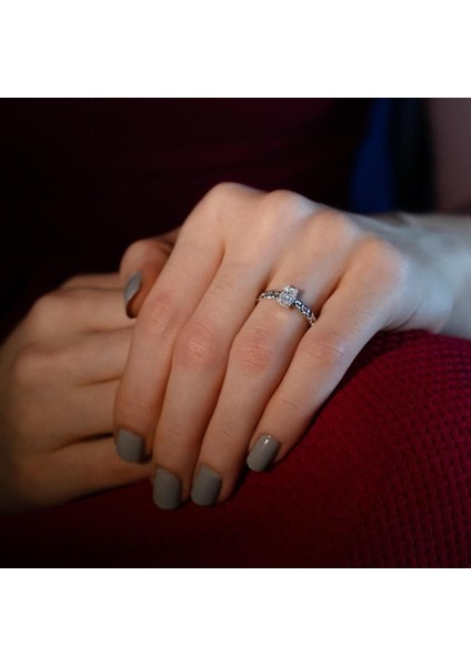 0.22 Karat Baget Pırlanta Yüzük fırsatları