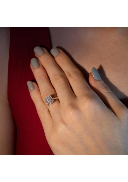 0.42 Karat Baget Pırlanta Yüzük modelleri