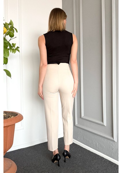 Kadın Pensli Havuç Paça Kumaş Pantolon 1818 indirimleri