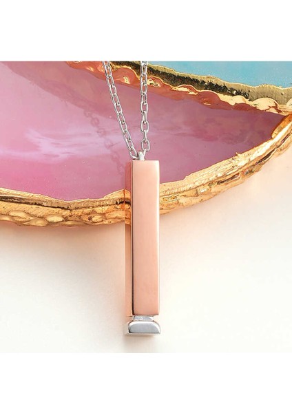 Gümüş Isim Yazılabilen Açılır Çubuk Kadın Kolye CSR2185157