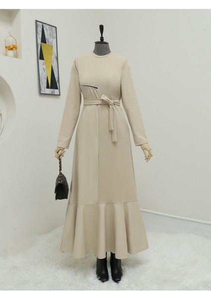 Deri Detaylı Metal Zincirli Elbise