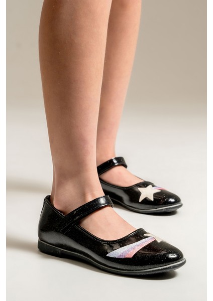 Kız Çocuk Siyah Yıldızlı Günlük Babet