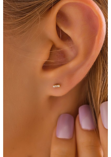 14 Ayar Altın Tragus Küpe Suyolu Vidalı
