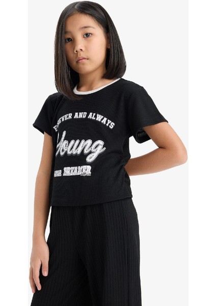 Kız Çocuk 2'li Takım Fitilli Kaşkorse Baskılı Kısa kollu Tişört Wide Leg Geniş Bol Paça Pantolon E0415A825SM