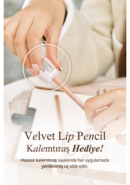 Kremsi Formüle Sahip Dudak Kalemi ve Kalemtıraş Seti CLIO Velvet Lip Pencil Set 01 Rosy Pink