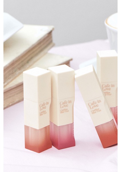 Pürüzsüz ve Kadifemsi Dokulu, Doğal Görünüm Sunan Tint CLIO Chiffon Blur Tint (13 Mild Milk Tea)