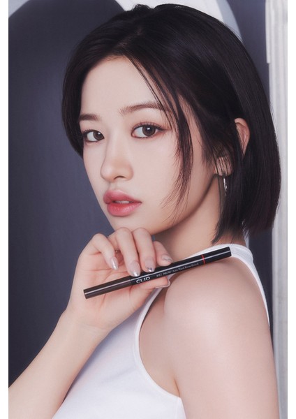 İnce Altıgen Uçlu Kaş Kalemi CLIO Kill Brow Auto Hard Brow Pencil (05 Gray Brown)