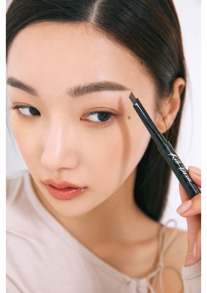 İnce Altıgen Uçlu Kaş Kalemi CLIO Kill Brow Auto Hard Brow Pencil (01 Natural Brown)
