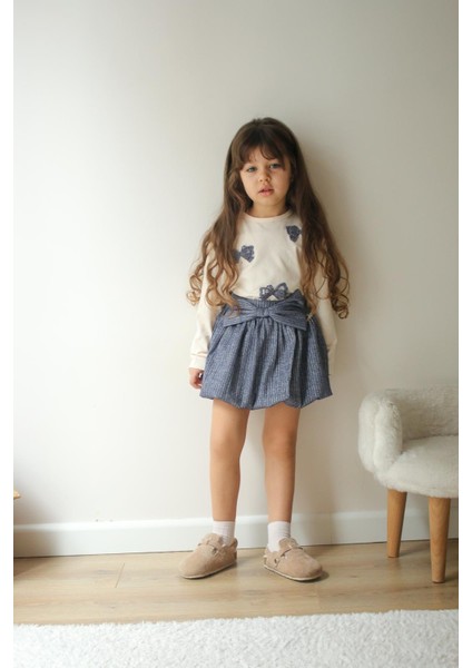 Kız Çocuk Kelebek Figürlü Pamuklu Kumaş Beli Lastikli Kurdeleli Mavi Sim Geçişli Etek Bluz Ikili Takım