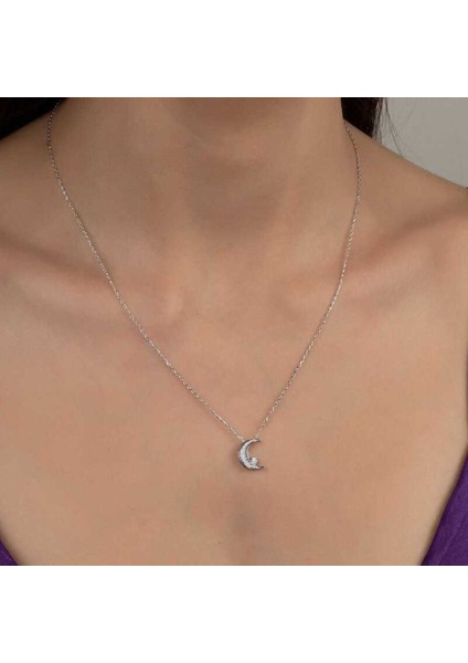 Kristal Taşlı Gümüş Ayyıldız Kadın Kolye CSR2183689