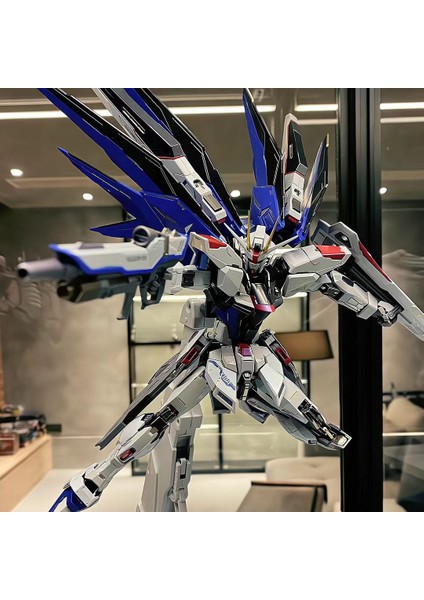 Gundam Model Mg Monte Model Güçlü Saldırı Yenidoğan Ücretsiz Unicorn Model Oyuncaklar 15-25CM (Yurt Dışından)