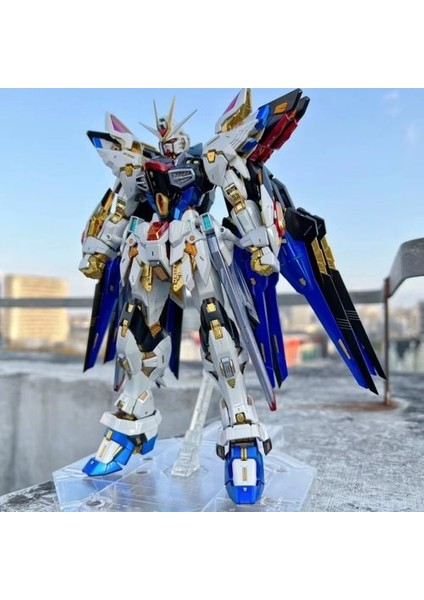Gundam Model Mg Monte Model Güçlü Saldırı Yenidoğan Ücretsiz Unicorn Model Oyuncaklar 15-25CM (Yurt Dışından)