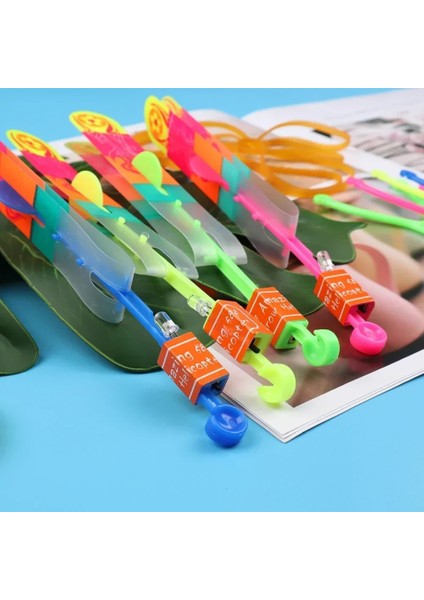 01-Mavi Renkli Aydınlık Işık Oyuncaklar Çocuk Çocuk Lastik Bant Mancınık Ok Roket Oyunları LED Aydınlatma Up Elastik Hızla Hızlı Uçan (Yurt Dışından) indirimleri